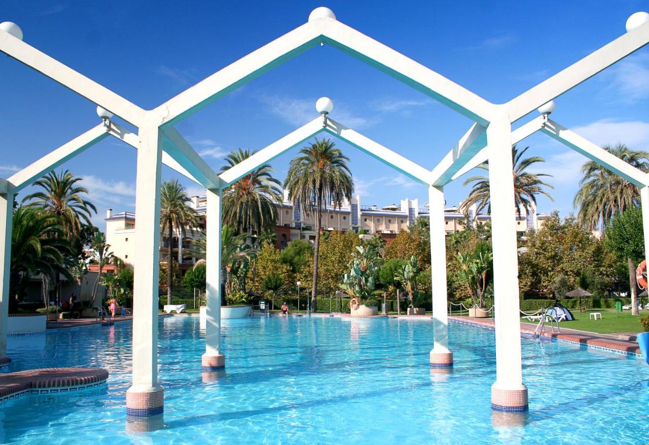 Clc Benal Beach Aparthotel Benalmadena Luaran gambar