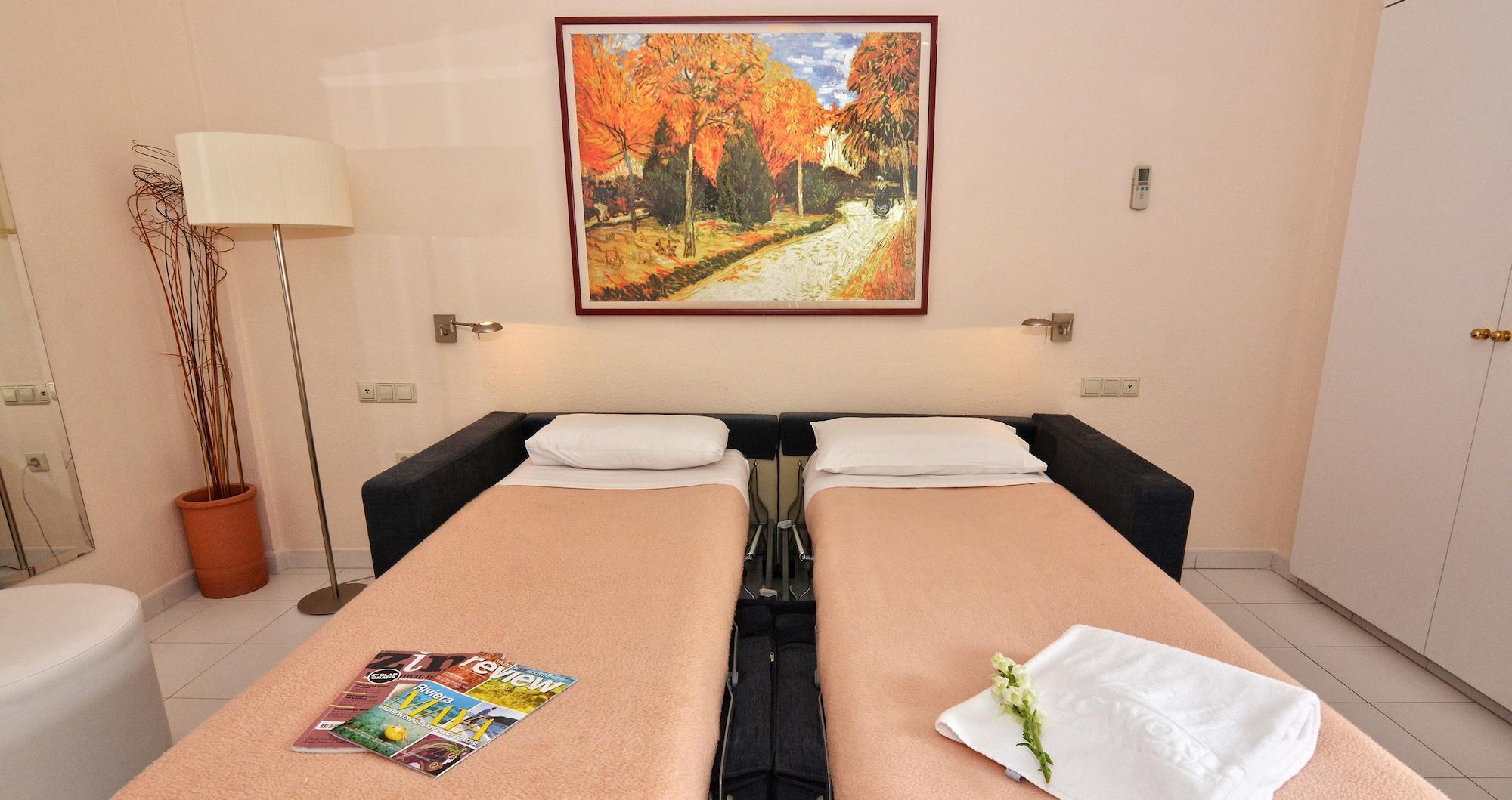 Clc Benal Beach Aparthotel Benalmadena Luaran gambar