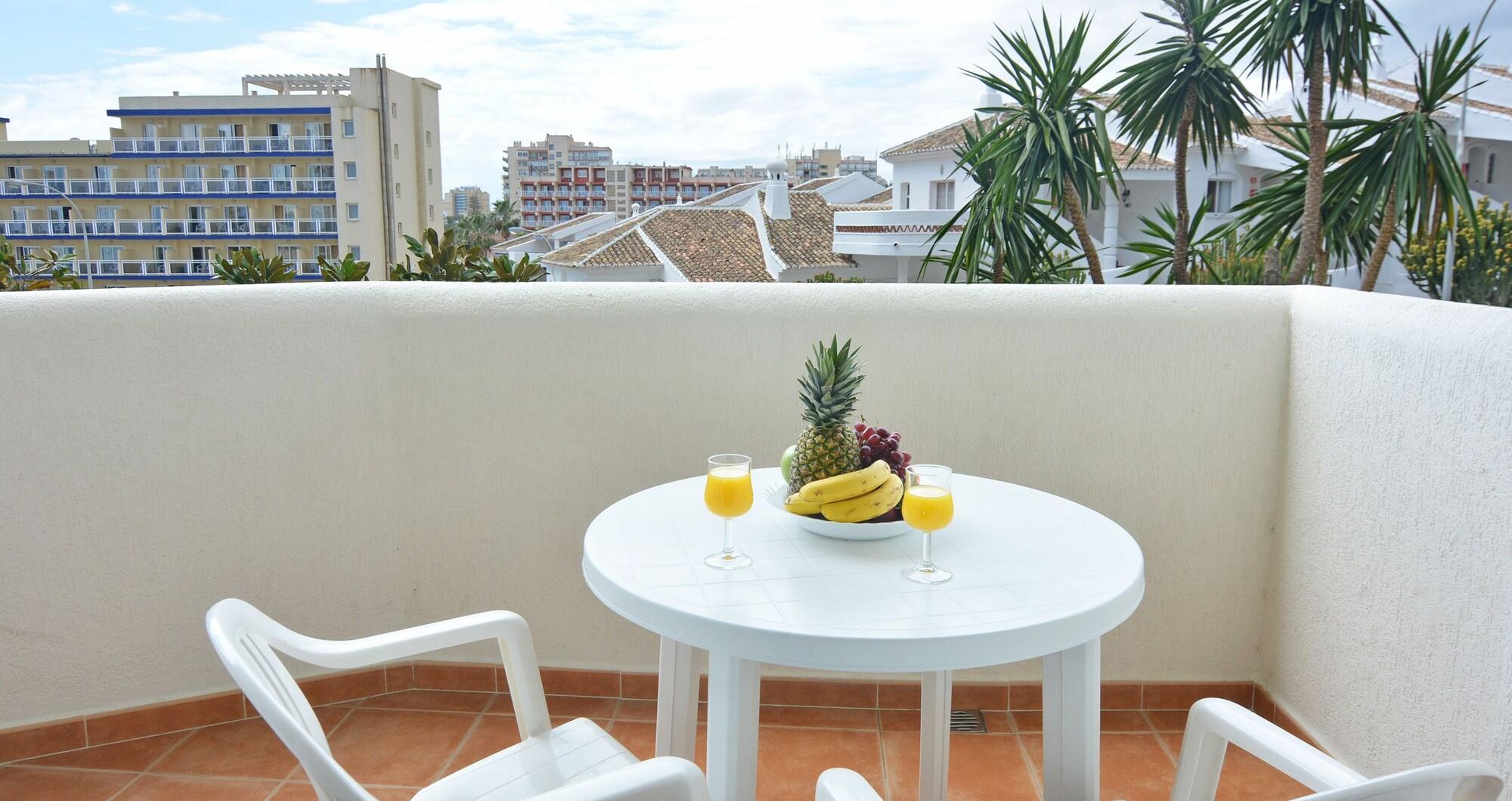 Clc Benal Beach Aparthotel Benalmadena Luaran gambar