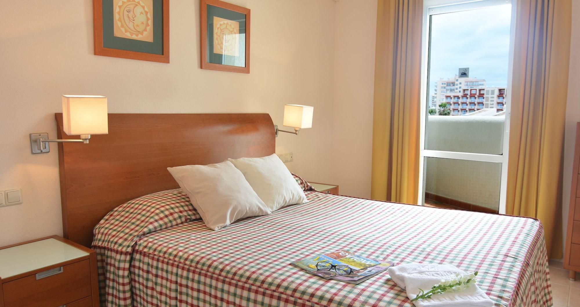 Clc Benal Beach Aparthotel Benalmadena Luaran gambar