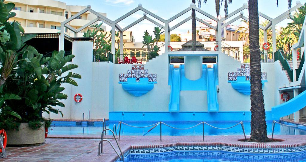 Clc Benal Beach Aparthotel Benalmadena Luaran gambar
