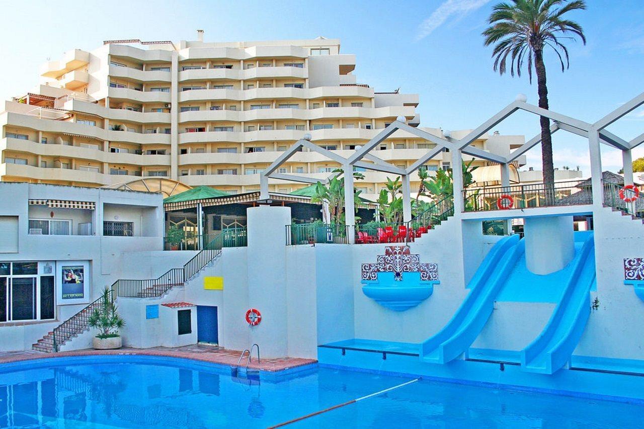 Clc Benal Beach Aparthotel Benalmadena Luaran gambar