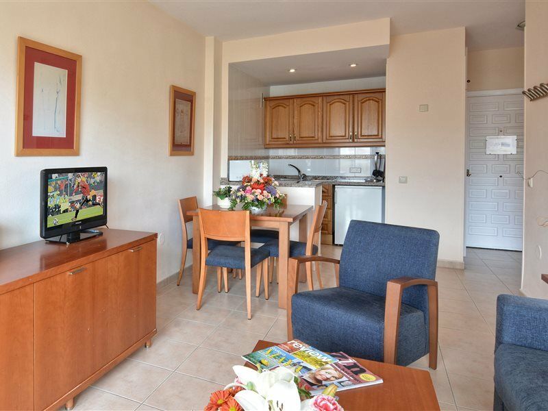 Clc Benal Beach Aparthotel Benalmadena Luaran gambar